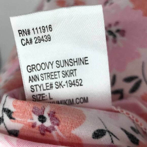 Yumi Kim Groovy Sunshine Ann Street Floral Skirt - Picture 11 of 11
